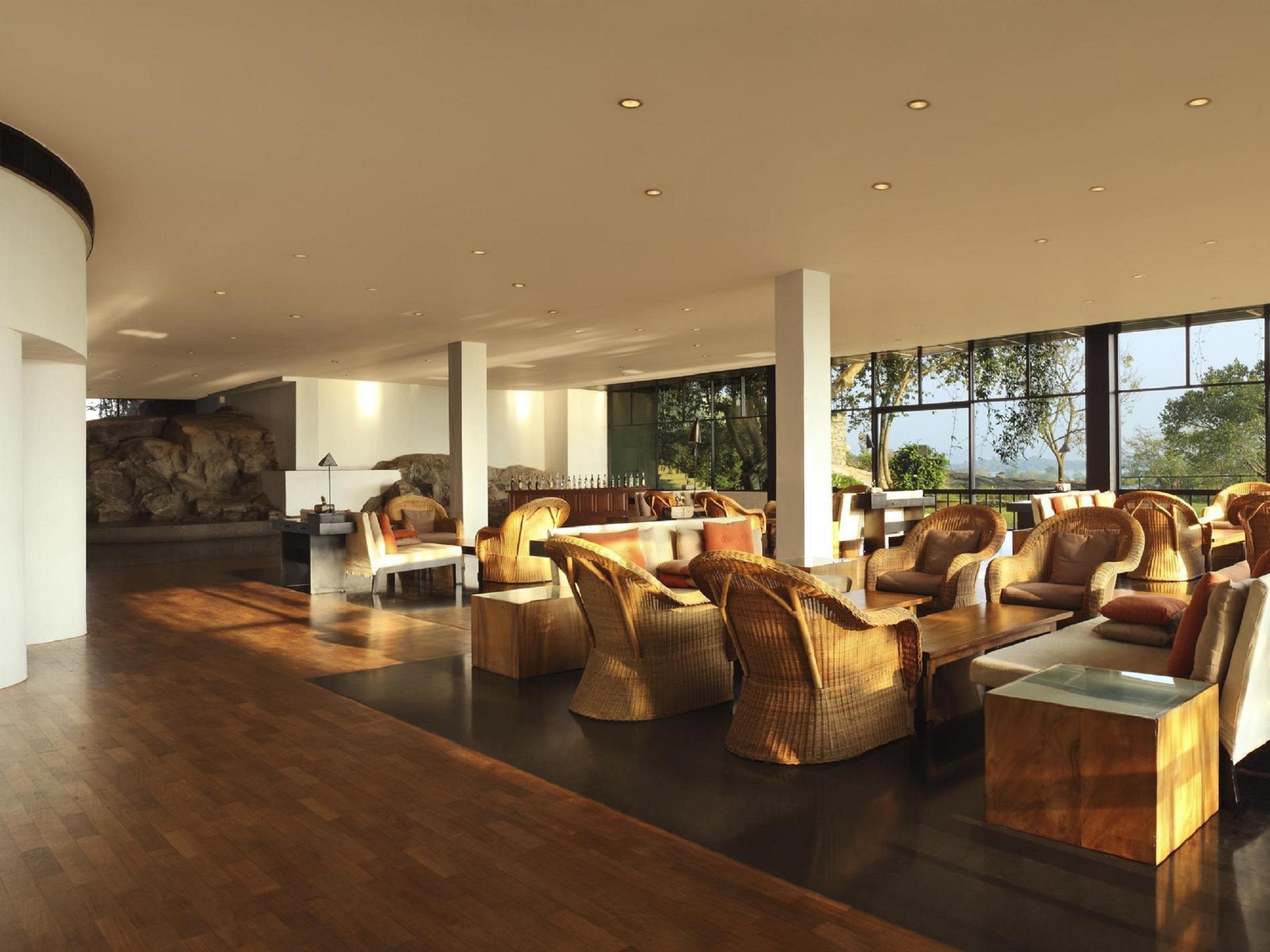 Heritance Kandalama Sigiriya Bagian luar foto The interior of the lounge