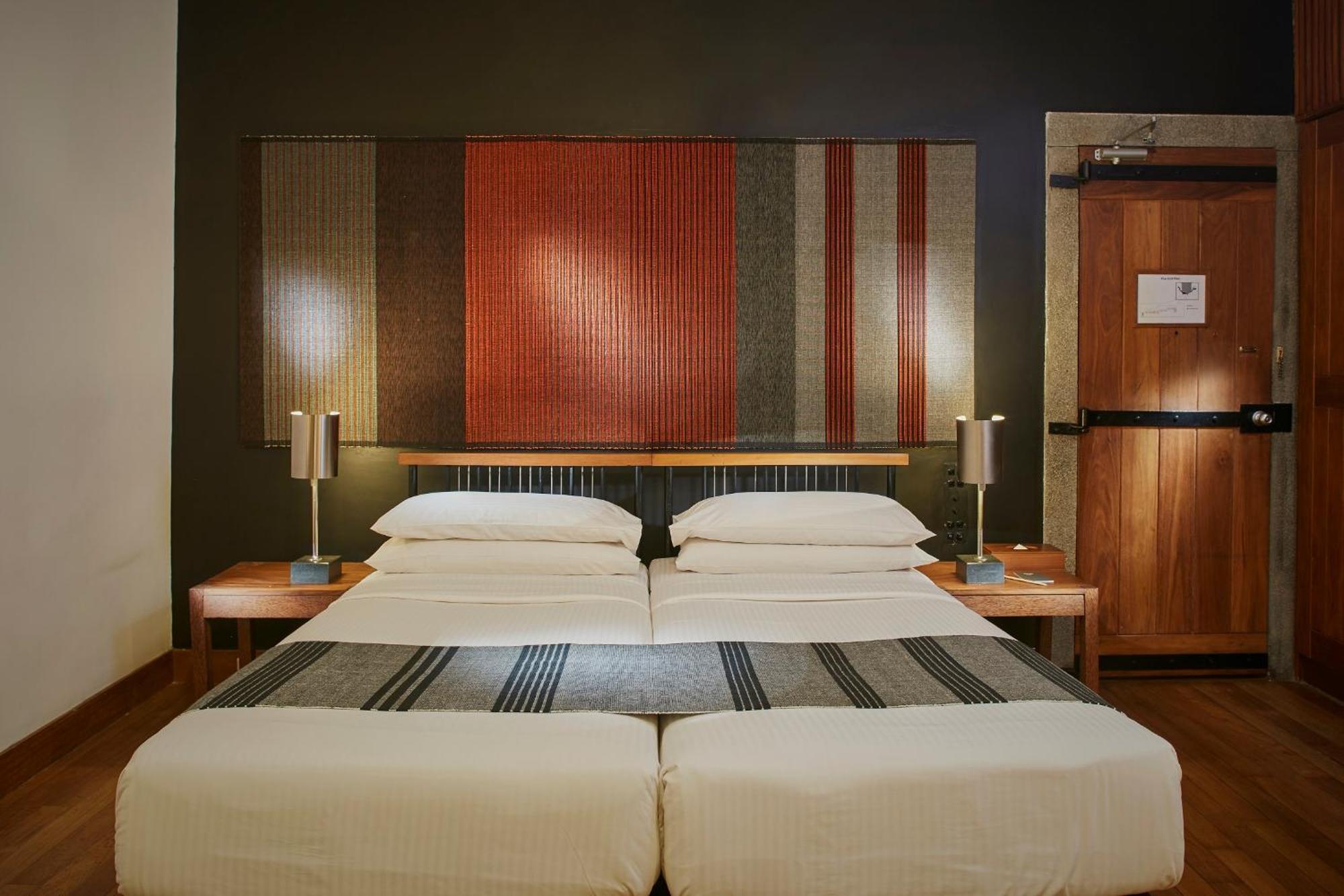 Heritance Kandalama Sigiriya Ruang foto A room at the hotel