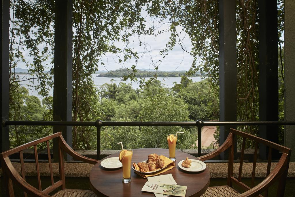 Heritance Kandalama Sigiriya Bagian luar foto View from the hotel