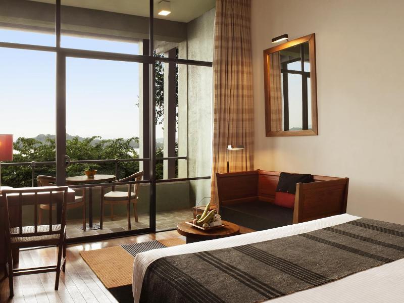 Heritance Kandalama Sigiriya Bagian luar foto A room at the Taj Bengal